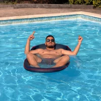 ousskpkl, Stripchat webcam model