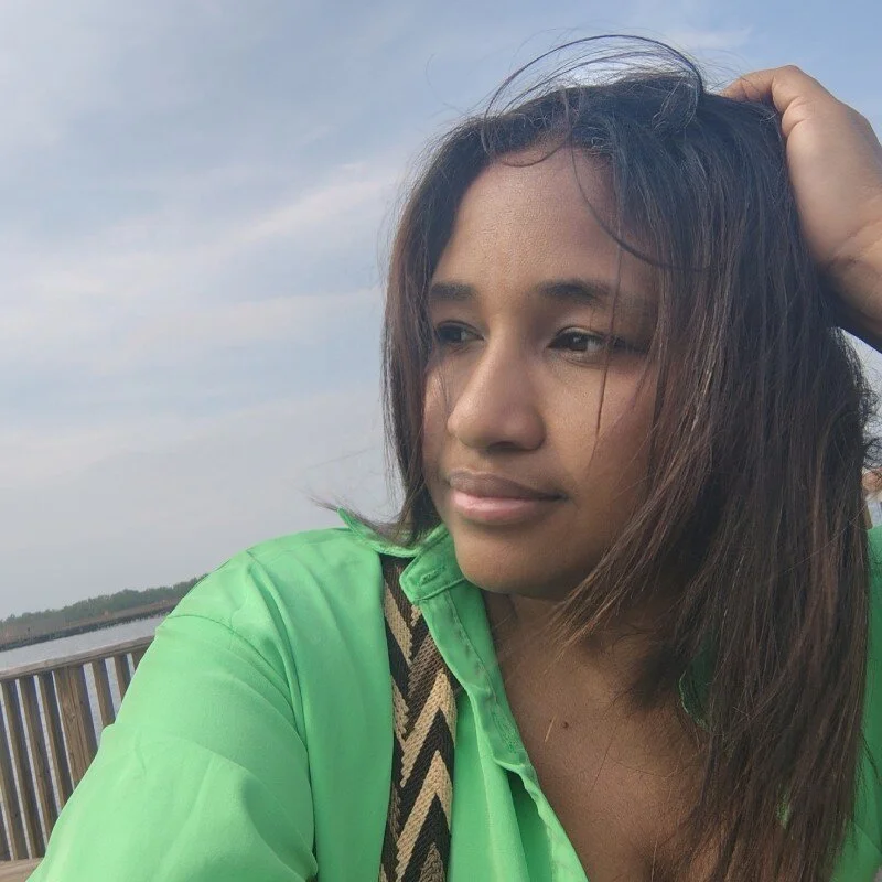 Avannay live cam profile