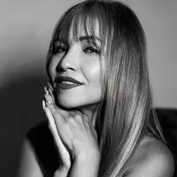 Slika avatara modela elena_mature