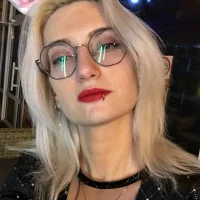 DaisyHopkins live cam model