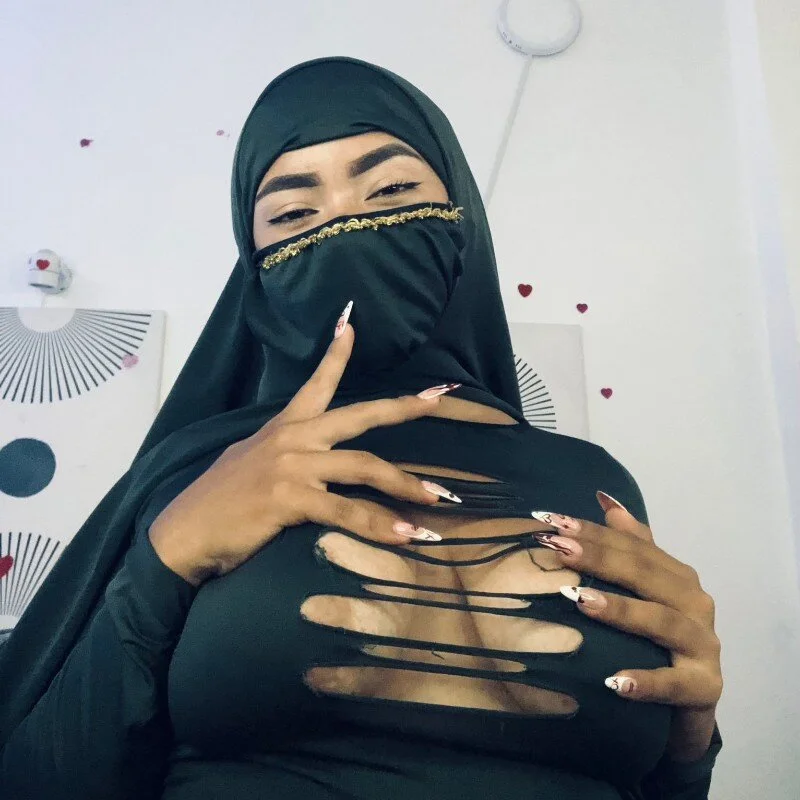 ZainabLux Stripchat profile image