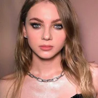 Alisa_Roy's Profile Pic