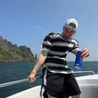 Mmaloyy's Profile Pic