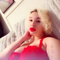 solangeGREEN's Profile Pic