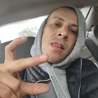 dimostrouble74117411's Avatar Pic