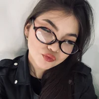 sem_li's Profile Pic