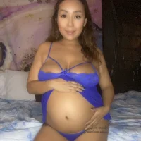 Lizzie_Dxo's Profile Pic