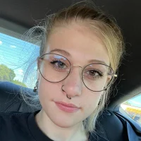 brookethestoner's Avatar Pic