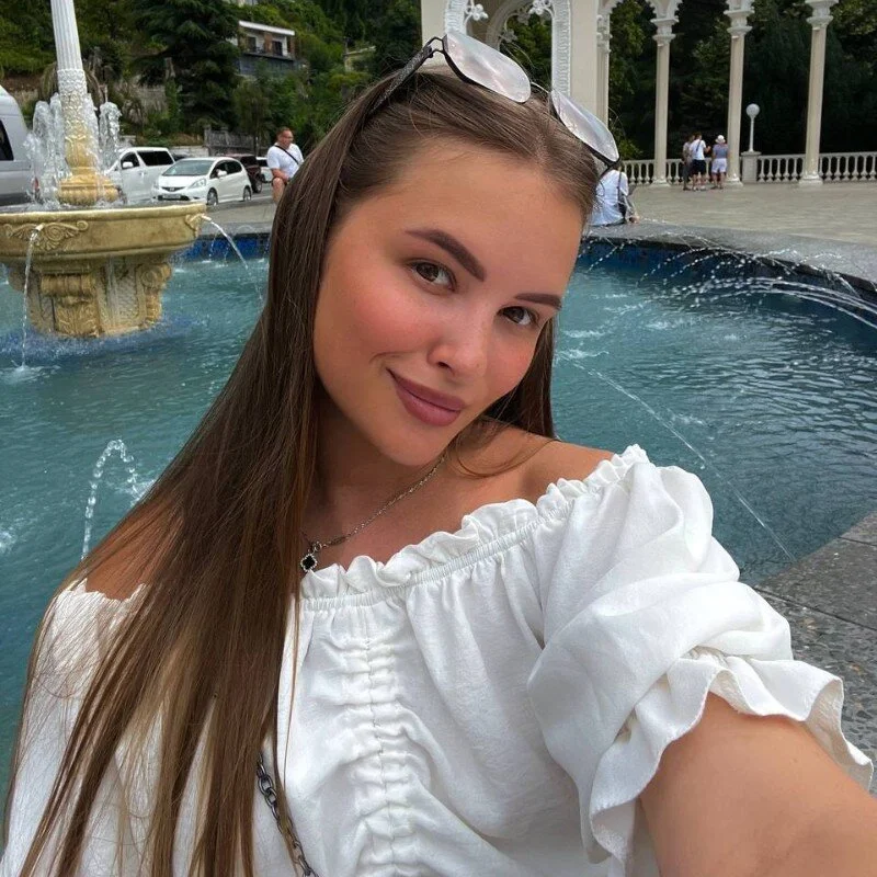 Luna_Foxis