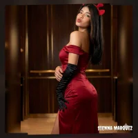 SiennaSuarez webcam