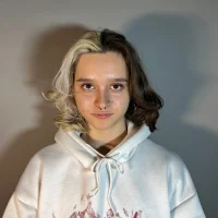 LynetHigbie's Profile Pic