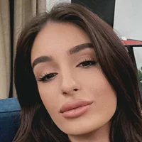 ElviDesire's Offline Chat Room