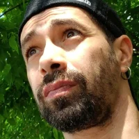 ioneverything's Profile Pic