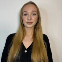 StarlaMcilrath's Avatar Pic