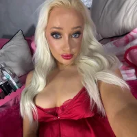 صورة أفاتار YourBlondeDoll