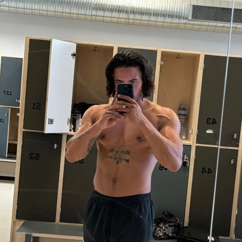 mixedpapi96 profile photo