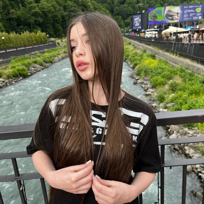 MiaWarhol profile photo