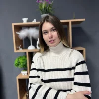 MaeBach's Profile Pic