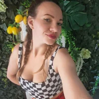 pornsara25 webcam