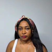 karlaHiltonn's Avatar Pic