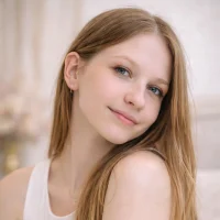 HollyGibson's Avatar Pic