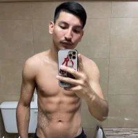 Vinoconflow's Profile Pic