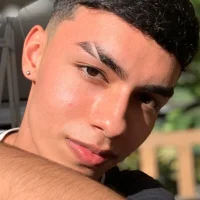 DUVAN_MONTES Φωτ, Προφίλ