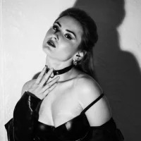 LeonaWebb's Profile Pic