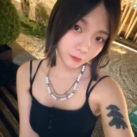 tw_whitetiger_YL's Avatar Pic