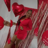 รูปอวาตาร์ของ EbonyHorrny