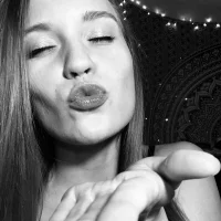 Аватар RoryRawrrr