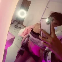 Lolyta_22's Avatar Pic