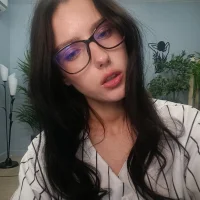 Lora_Sky's Profile Pic