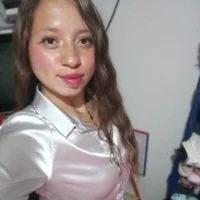 luisa_lulu_t's Avatar Pic