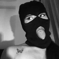 roxxy_white Adlı Modelin Avatarı