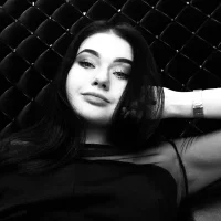 Gambar Profil CHRISTINA_LEE