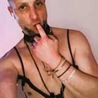 dressMen78@xh's Profile Pic