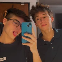 THESKYBOYS Adlı Modelin Avatarı
