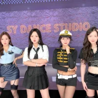 sy-lovegirls' Avatar Pic