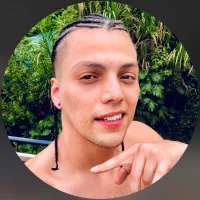 תמונת פרופיל של Riancum69