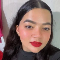 Gambar Profil Emma_Cooper09