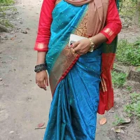 Nupur0 Adlı Modelin Avatarı