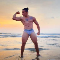 _roger_curly 的個人資料圖片