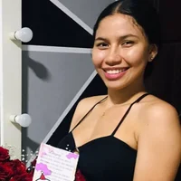 perla__gomez1 Φωτ, Προφίλ