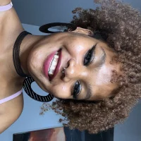 รูปโปรไฟล์ของ charmsexyxoxo