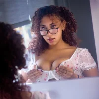 lauraltt's Avatar Pic