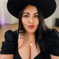 AndreaKinky's Avatar Pic