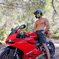 sebastiandude's Profile Pic