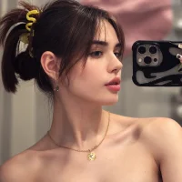 SweeetTrouble's Avatar Pic