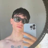 Logan_sixxer Adlı Modelin Avatarı